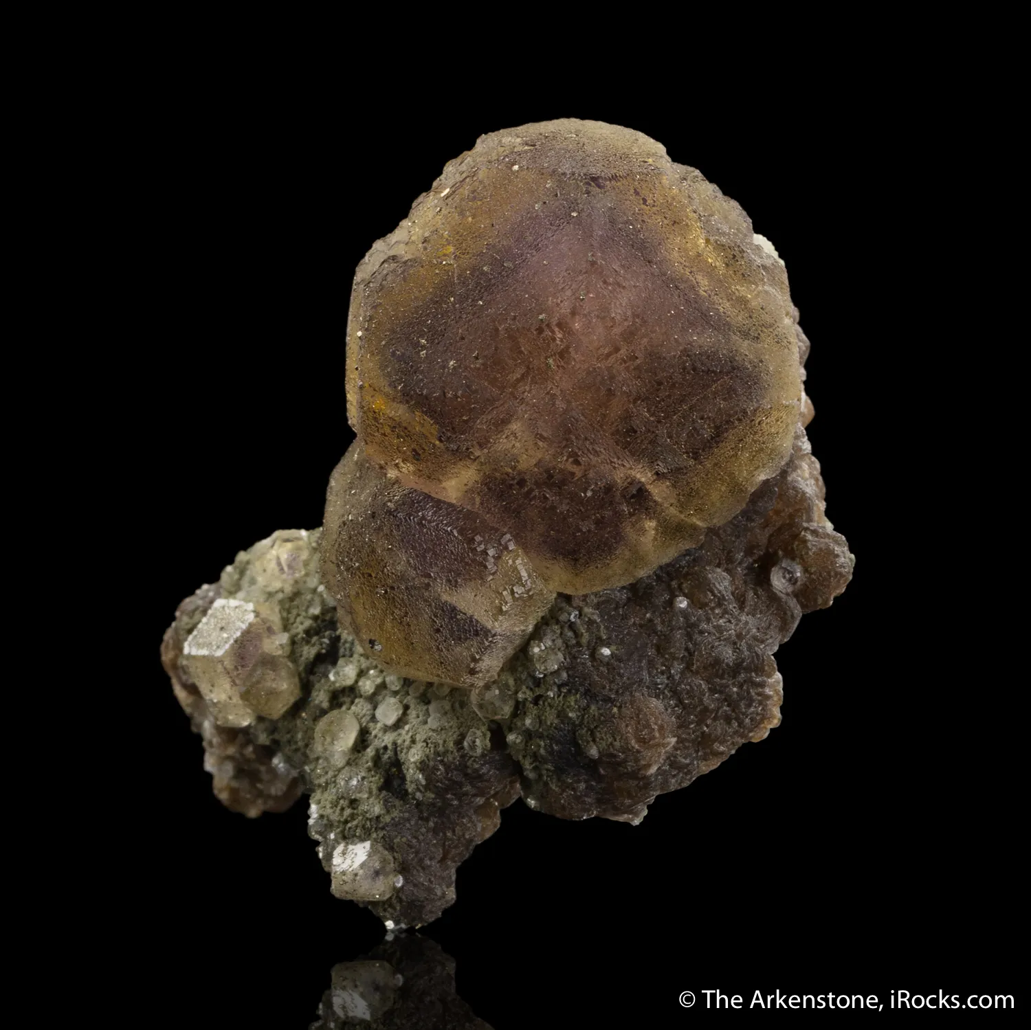 Fluorite on Muscovite and Ferberite - image 1