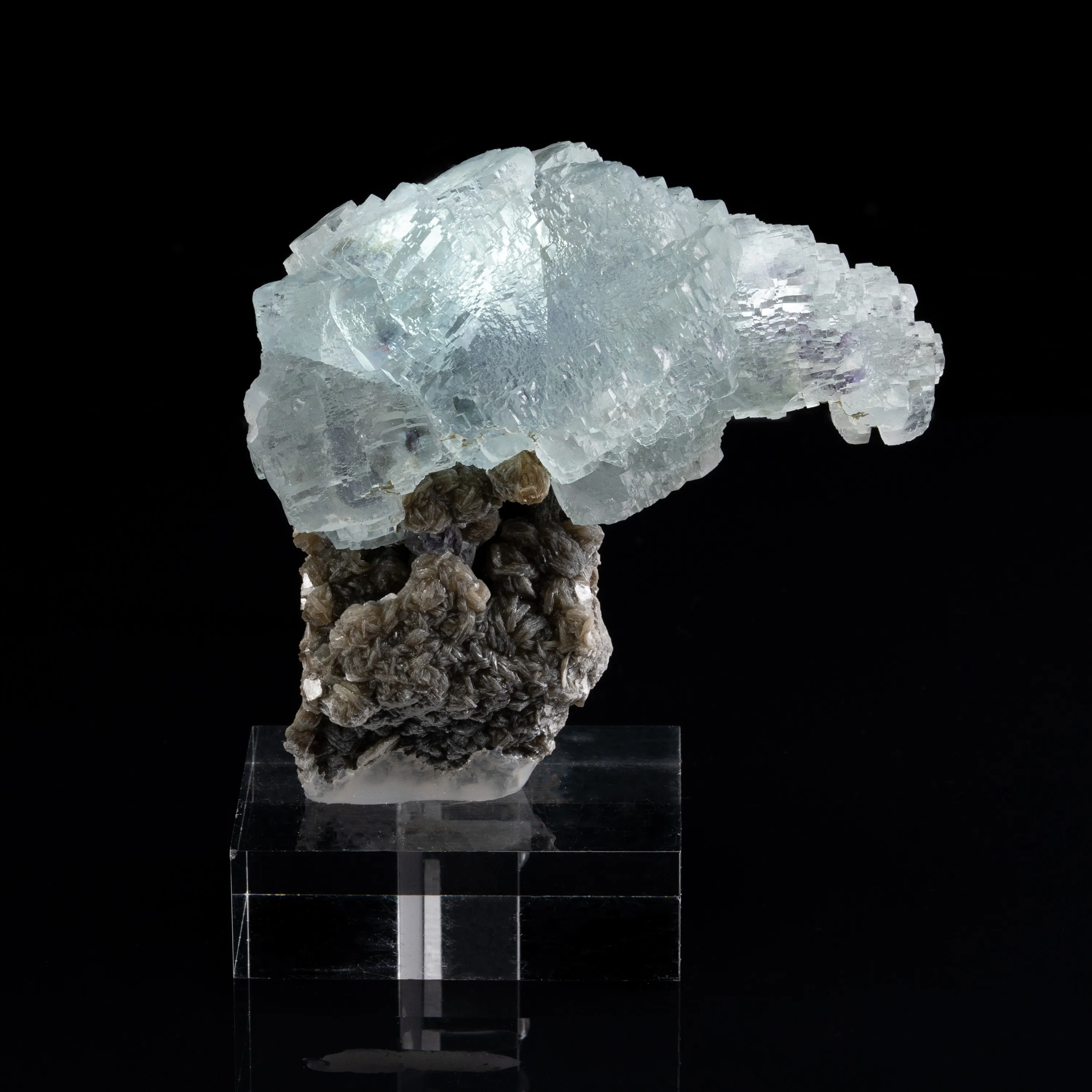 Fluorite on Muscovite from China, Hunan, Chenzhou, Yizhang Co., Yaogangxian Mine - image 5