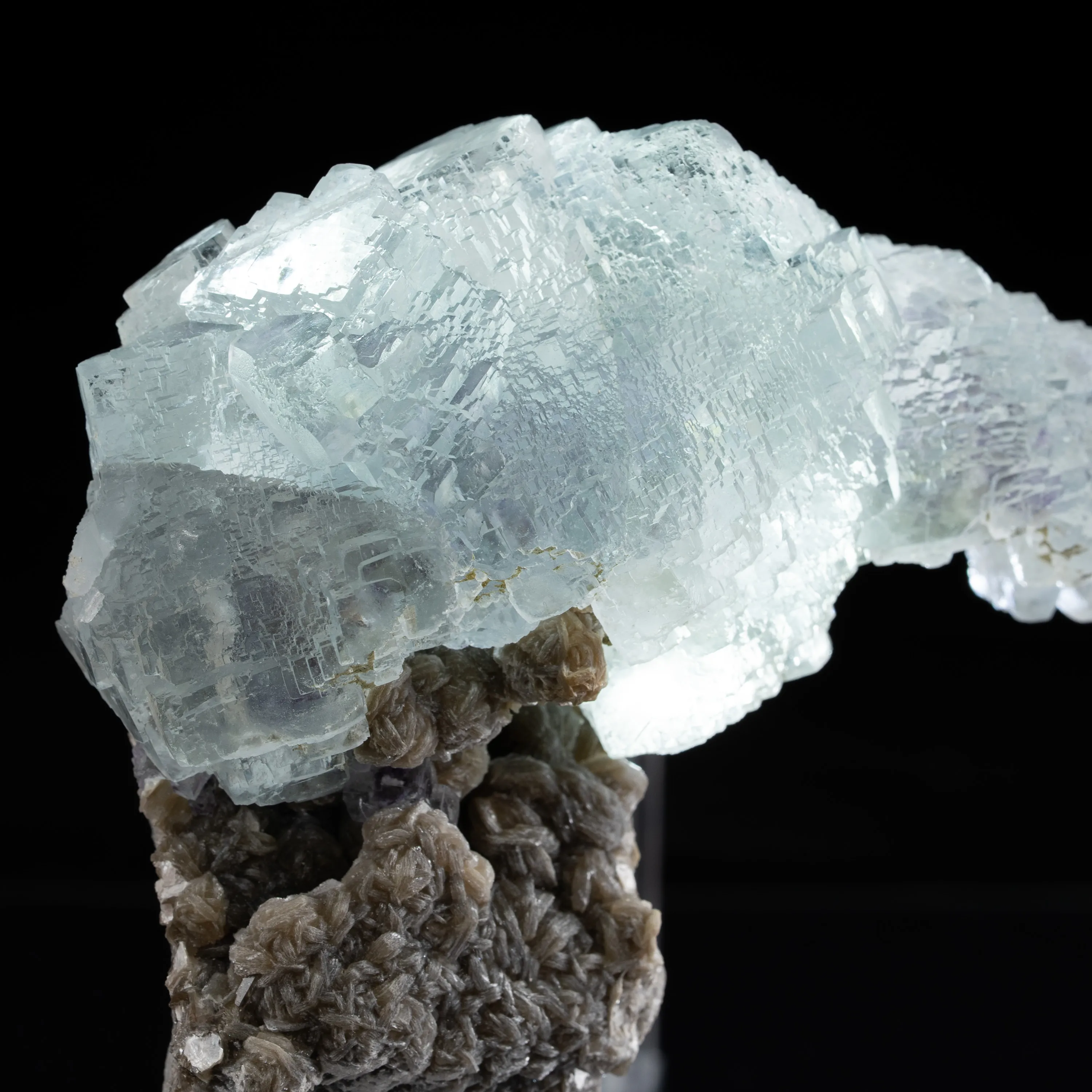 Fluorite on Muscovite from China, Hunan, Chenzhou, Yizhang Co., Yaogangxian Mine - image 4