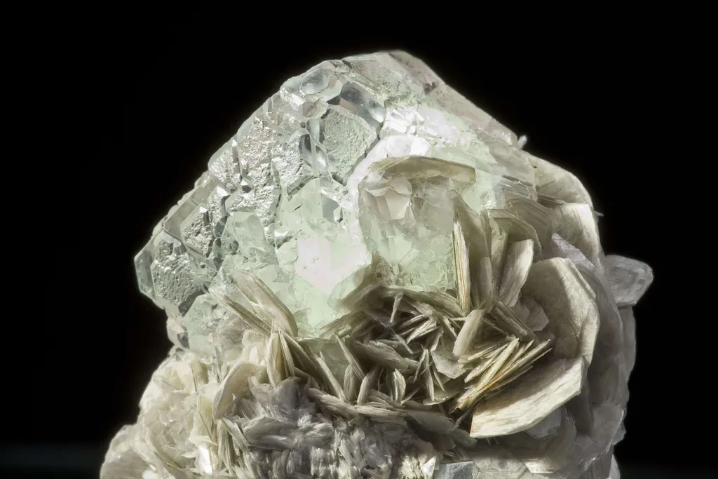 Fluorite on Muscovite With Aquamarine - image 3