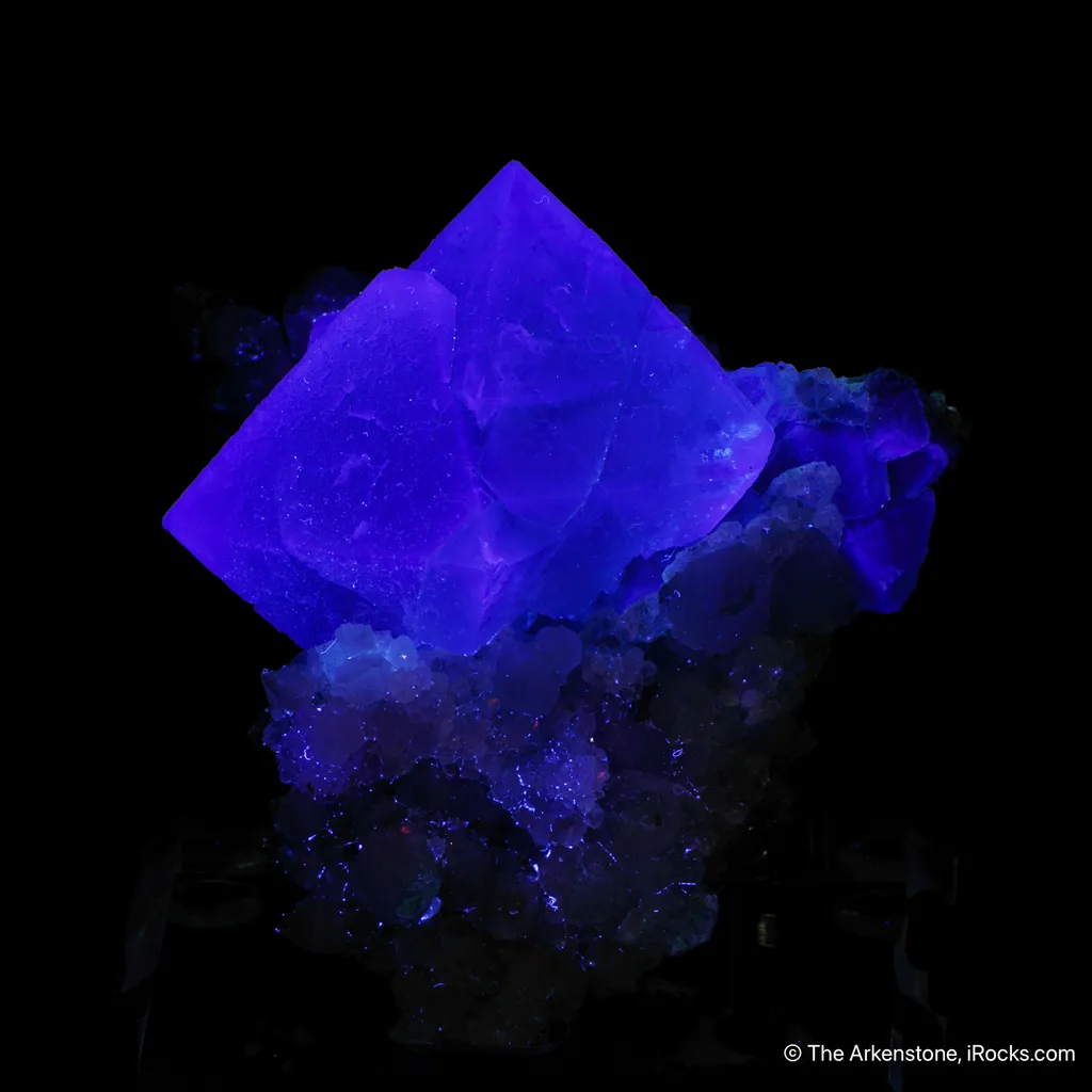 Fluorite on Quartz - image 7