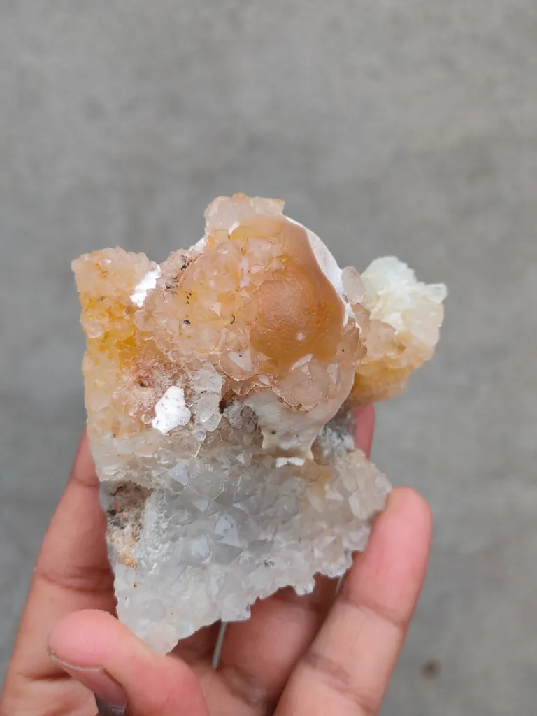 Fluorite on Quartz - image 5