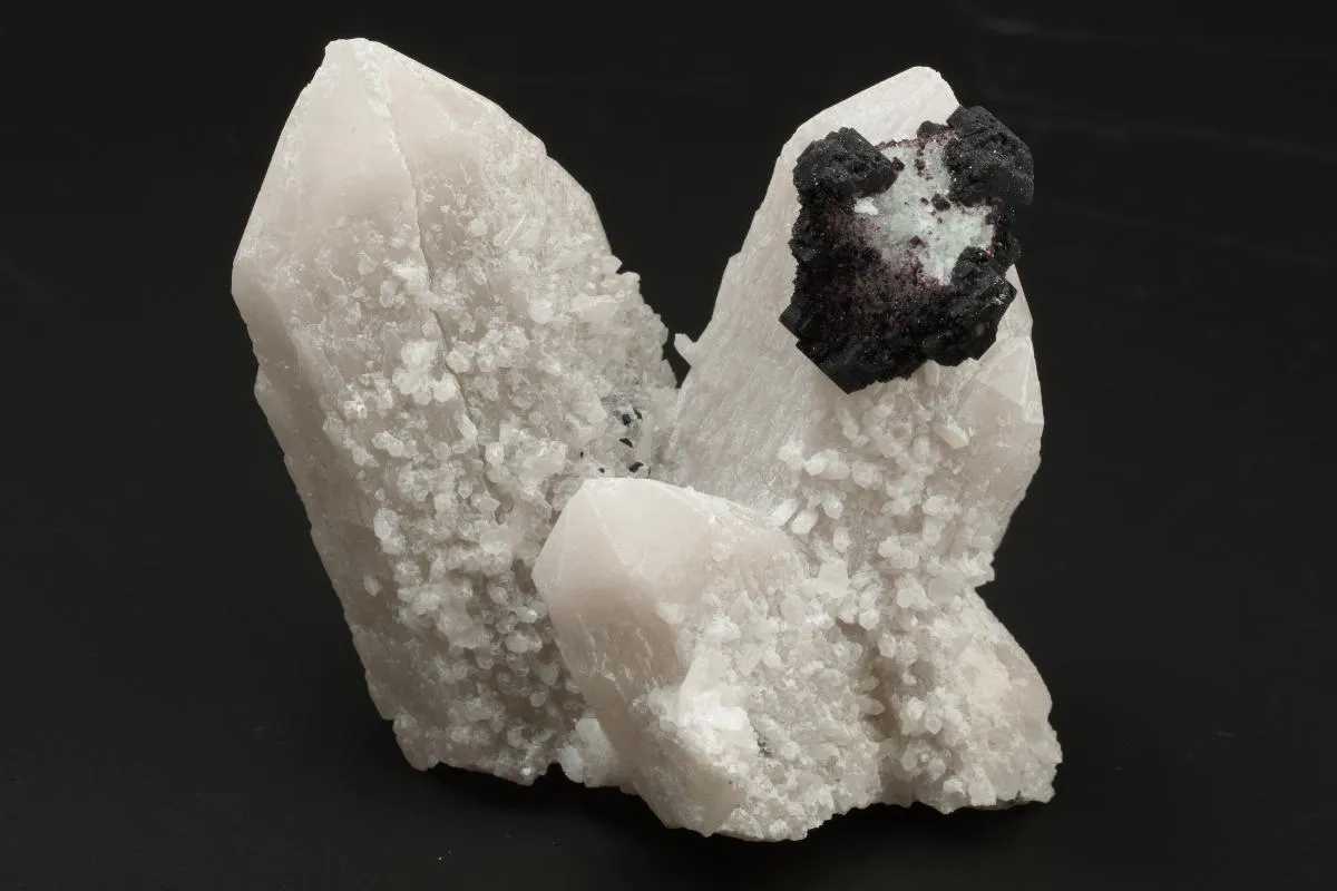 Fluorite on Quartz - image 1
