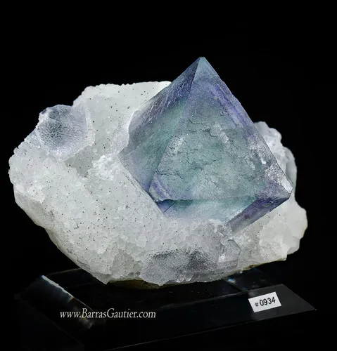 Fluorite on Quartz image