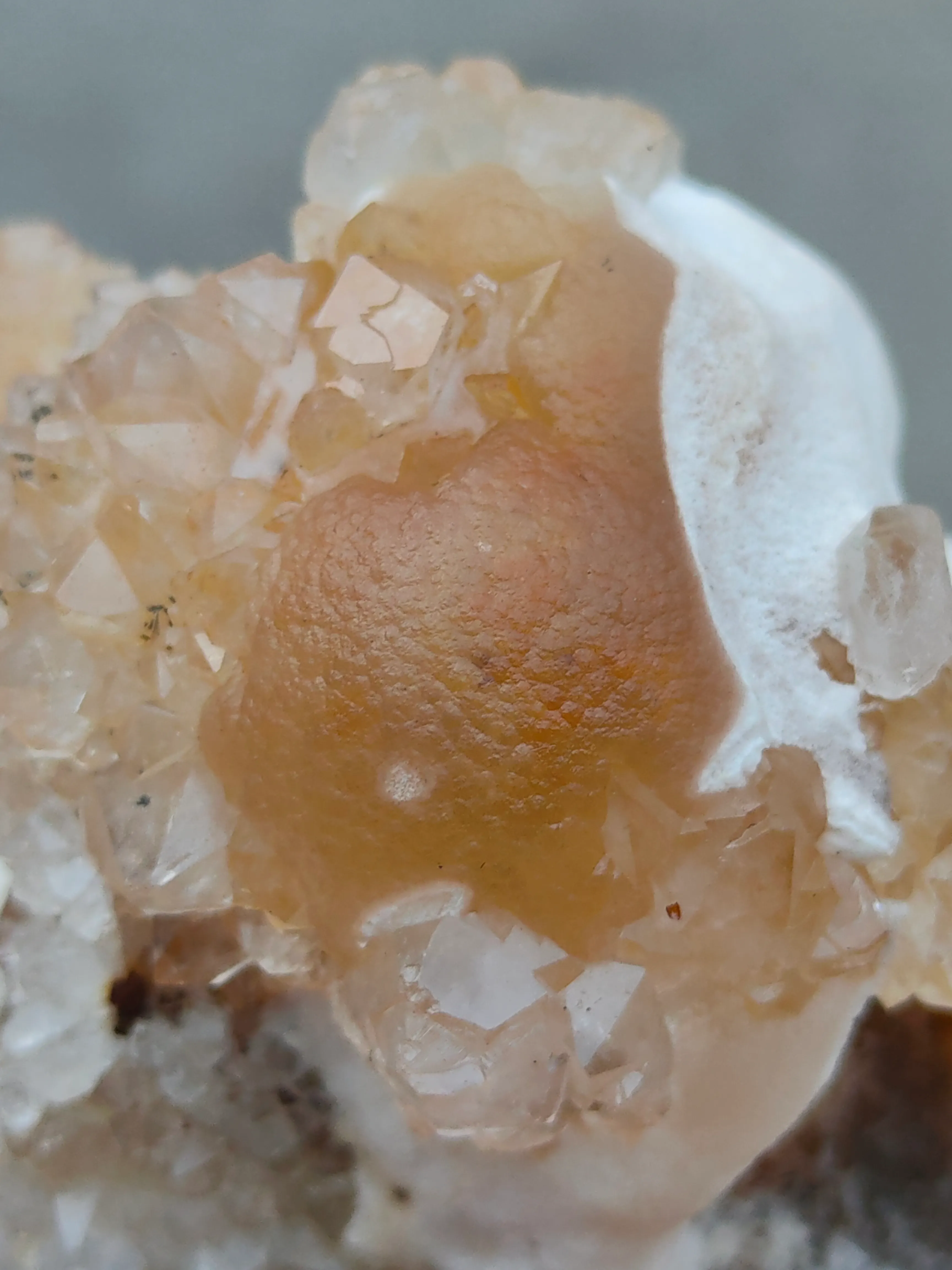 Fluorite on Quartz - image 6