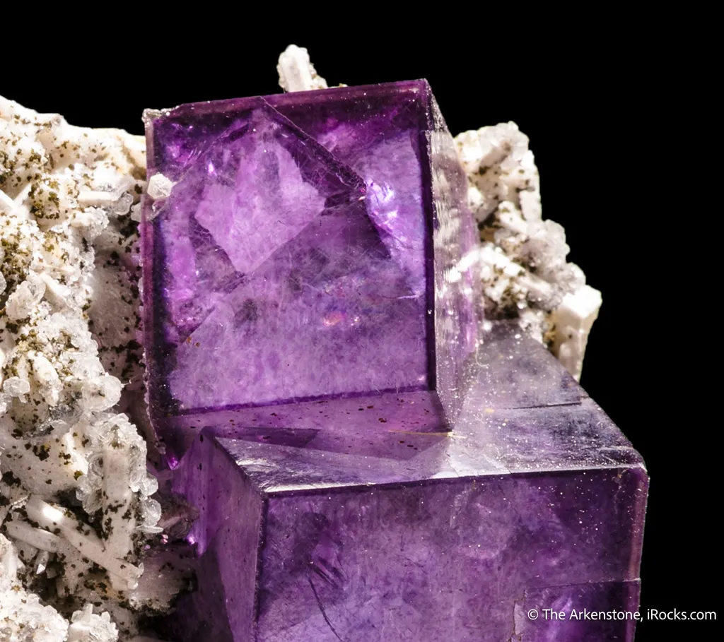 Fluorite on Quartz - image 4