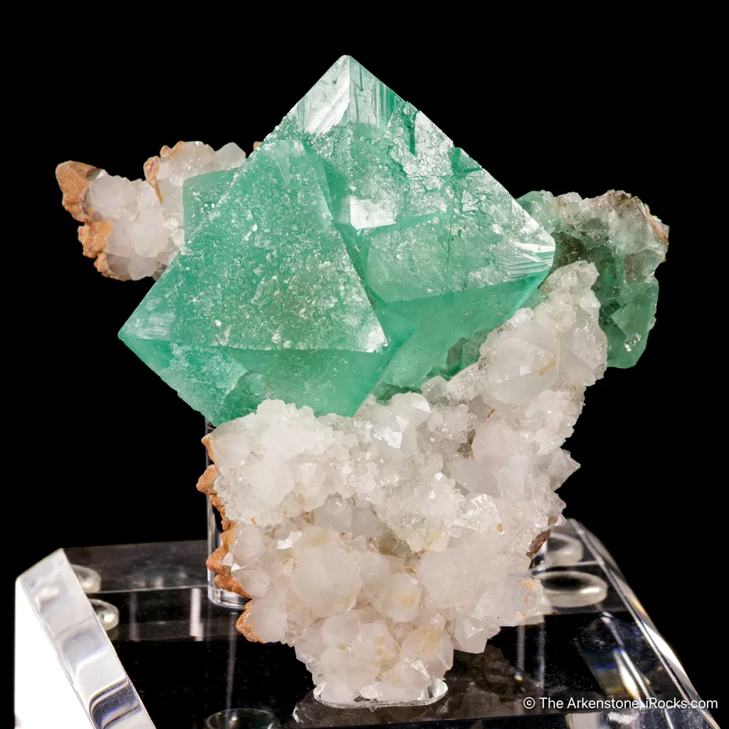 Fluorite on Quartz - image 5