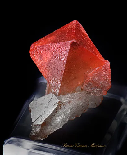 Fluorite on Quartz - image 3