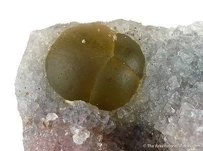 Fluorite on Quartz W/Hematite Over Apophyllite - image 2