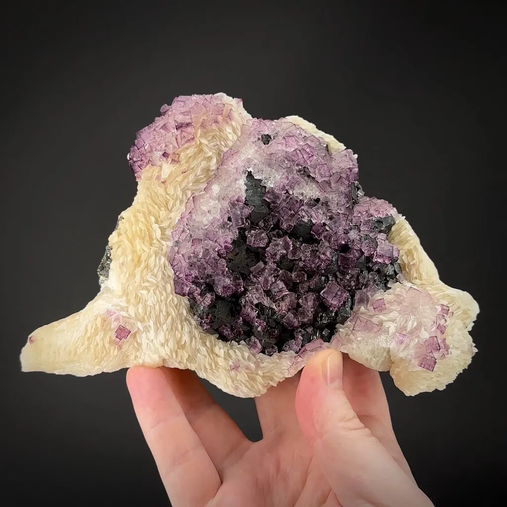 Fluorite on Sphalerite on Baryte image