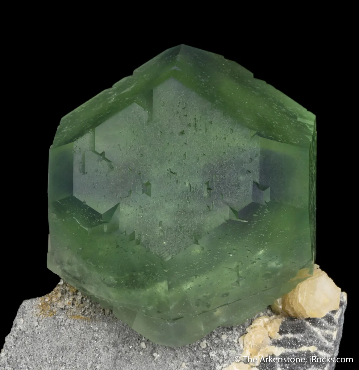 Fluorite (phantom) with Calcite - image 7