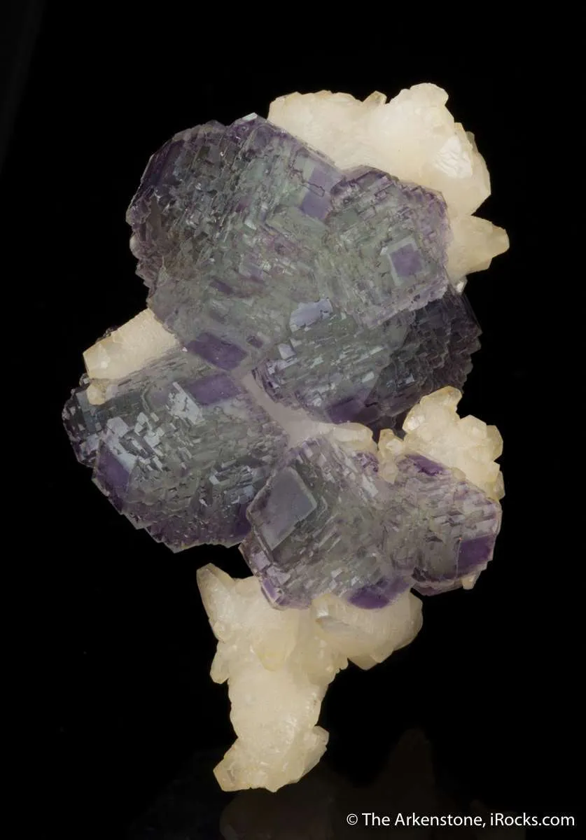Fluorite (phantoms) on Calcite - image 6
