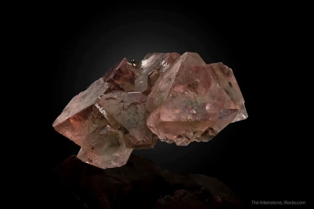 Fluorite (pink/green pocket) image