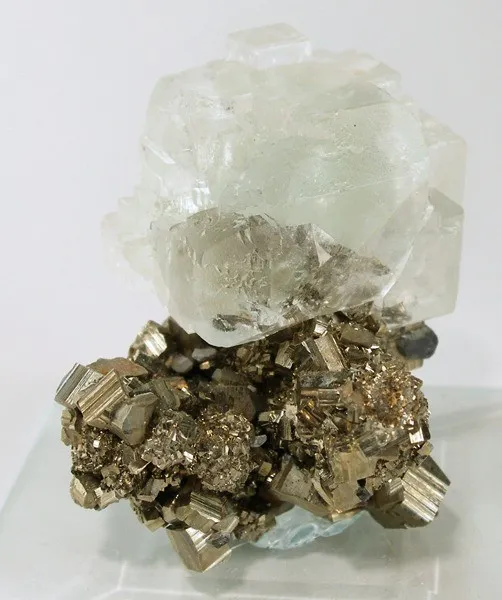 Fluorite, Pyrite image