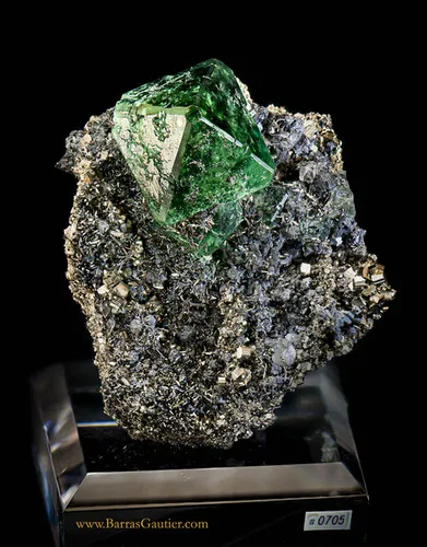 Fluorite- Pyrite- Arsenopyrite- Geocronite image