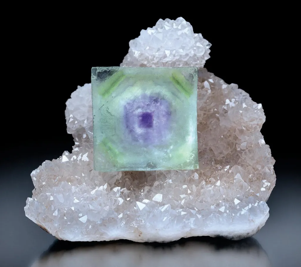 Fluorite, Quartz image