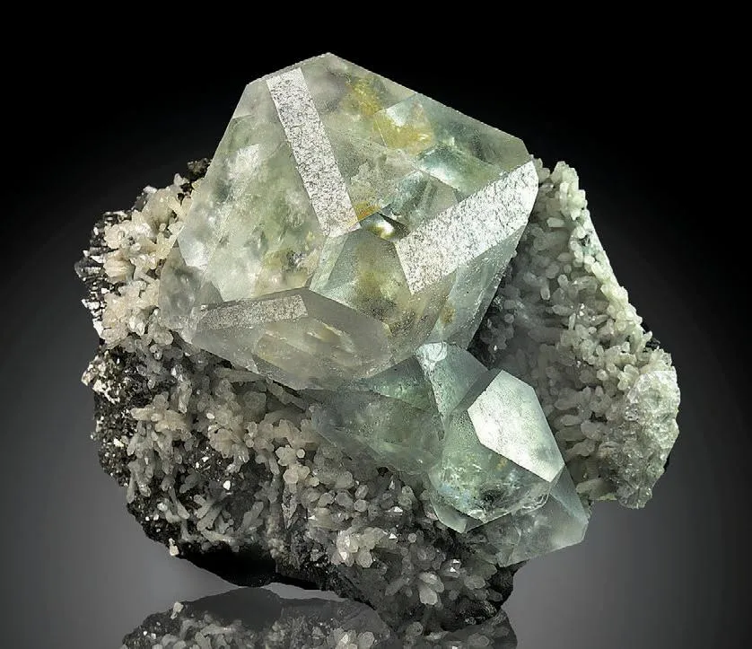 Fluorite, Quartz image