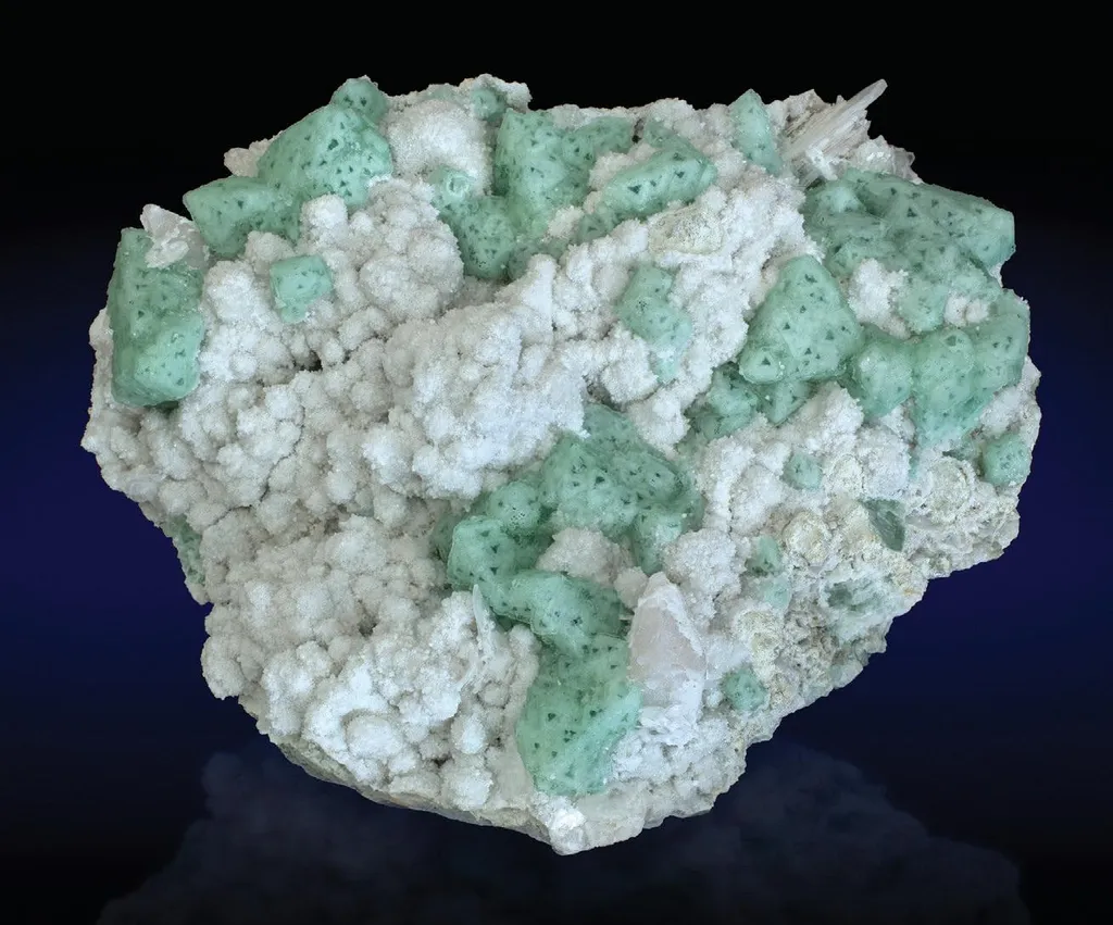 Fluorite, Quartz image