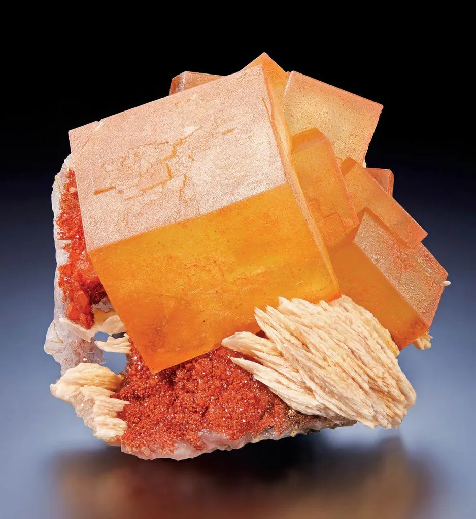 Fluorite, Quartz, Barite image