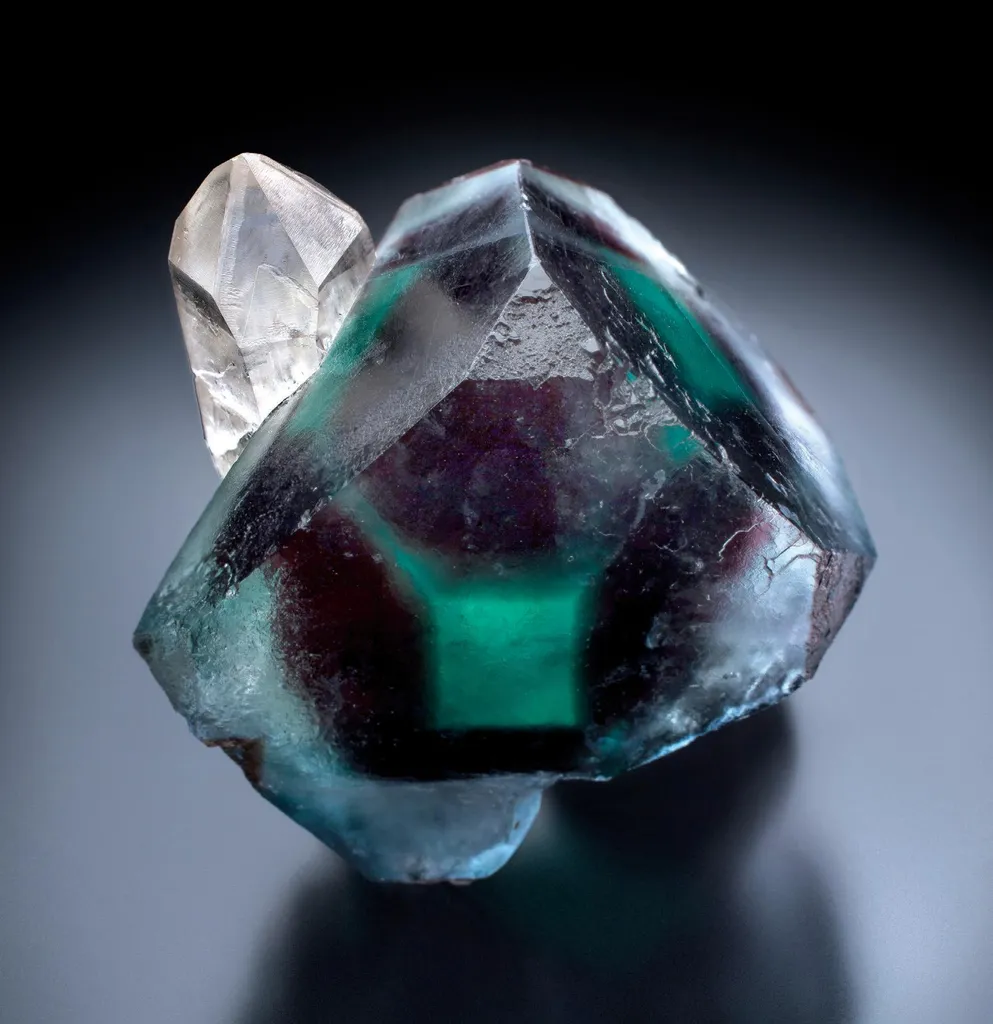 Fluorite, Quartz image