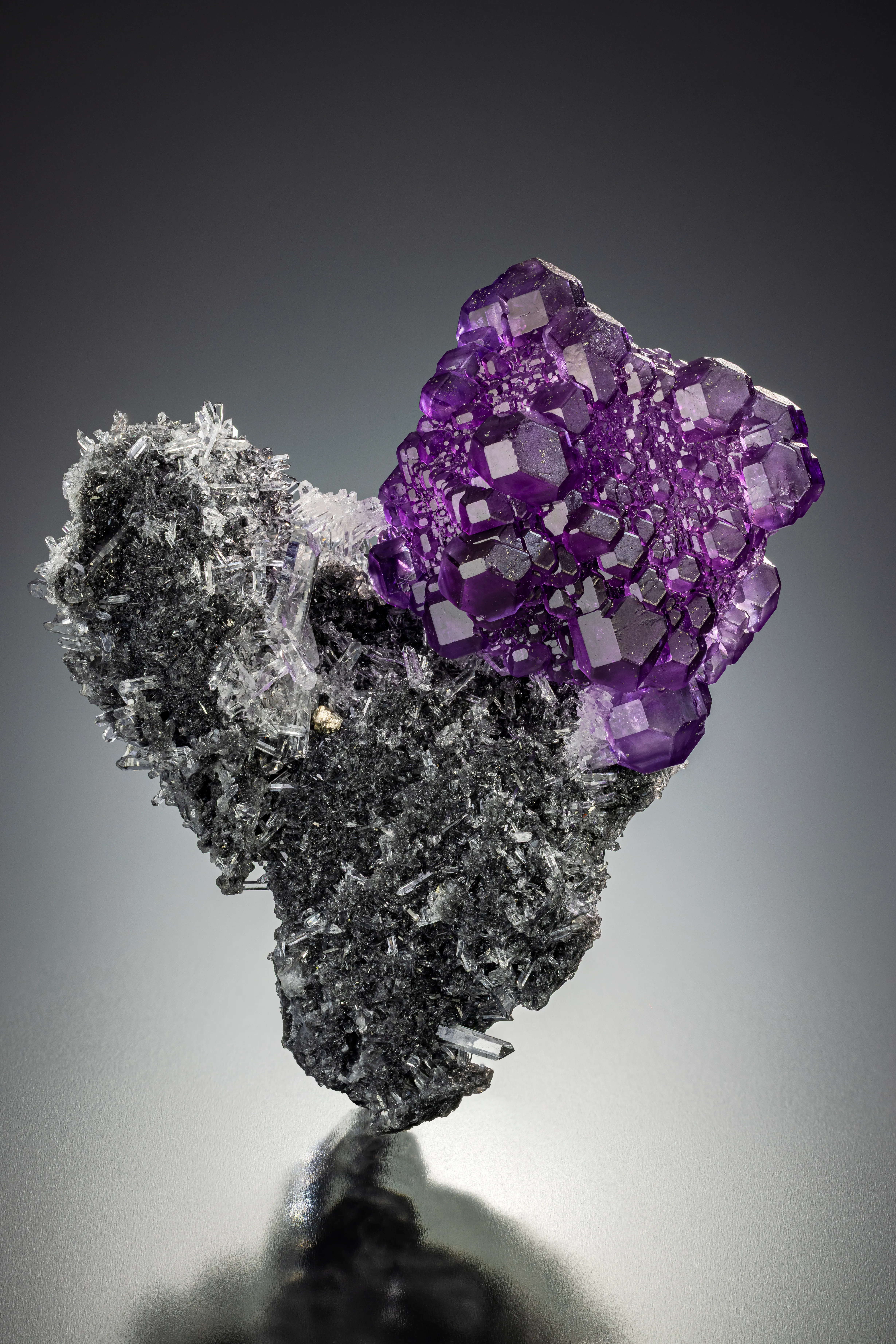 Fluorite, Quartz from China, Fujian, Quanzhou - image 1