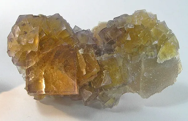 Fluorite, Quartz (Var: Chalcedony) image