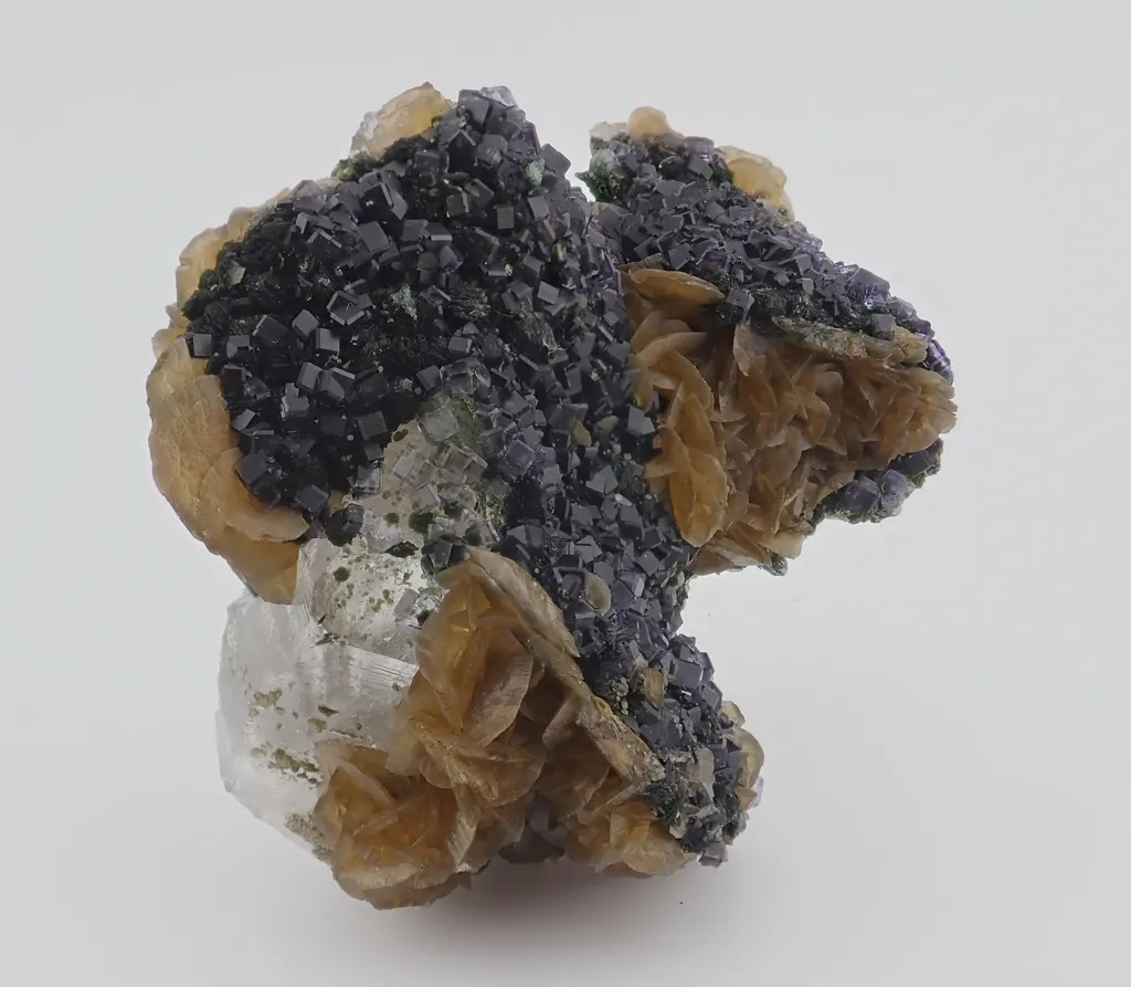 Fluorite, Siderite and Quartz - image 2