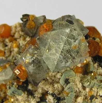 Fluorite, Spessartine - image 2