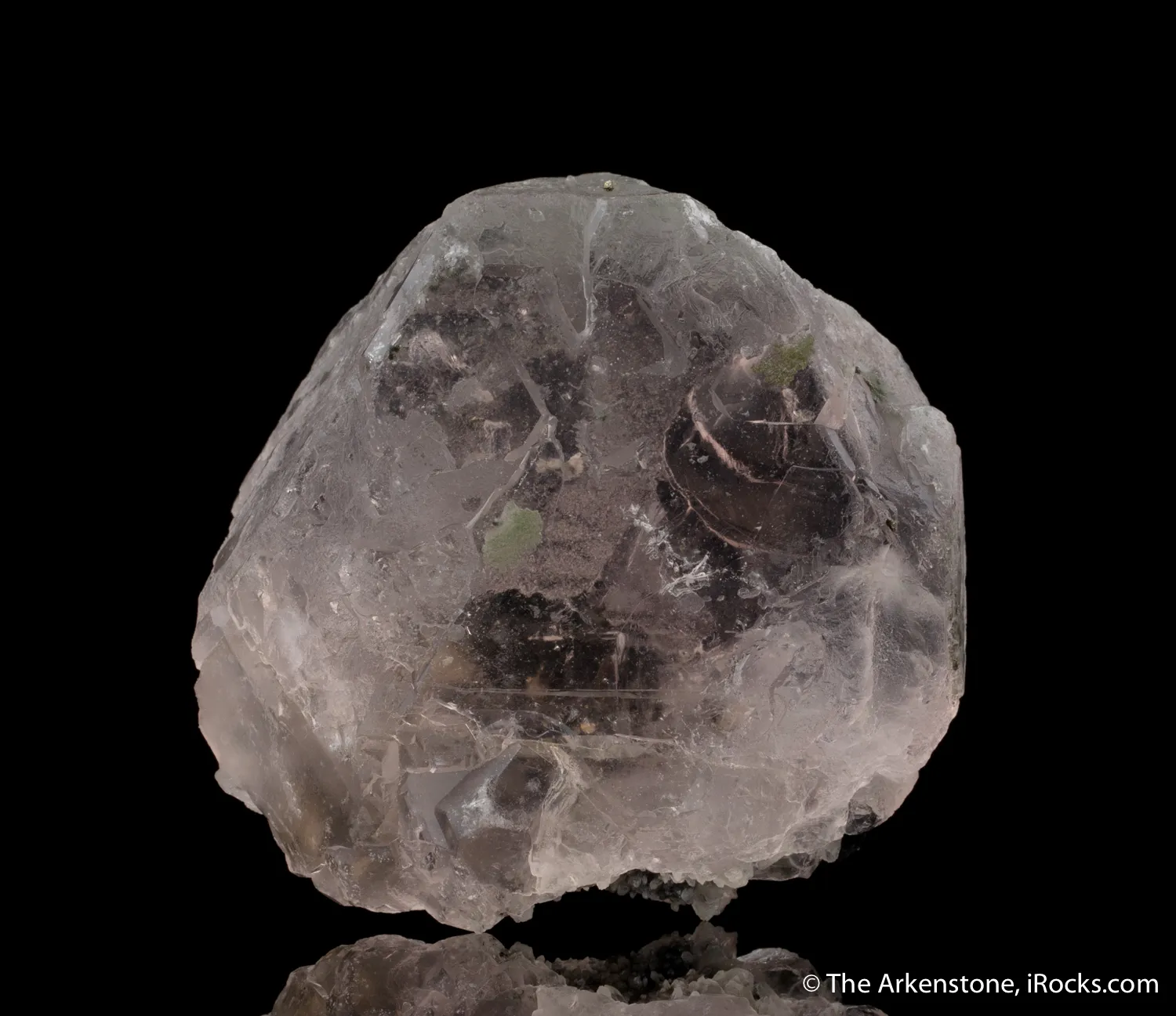 Fluorite (Spinel-twinned) - image 1