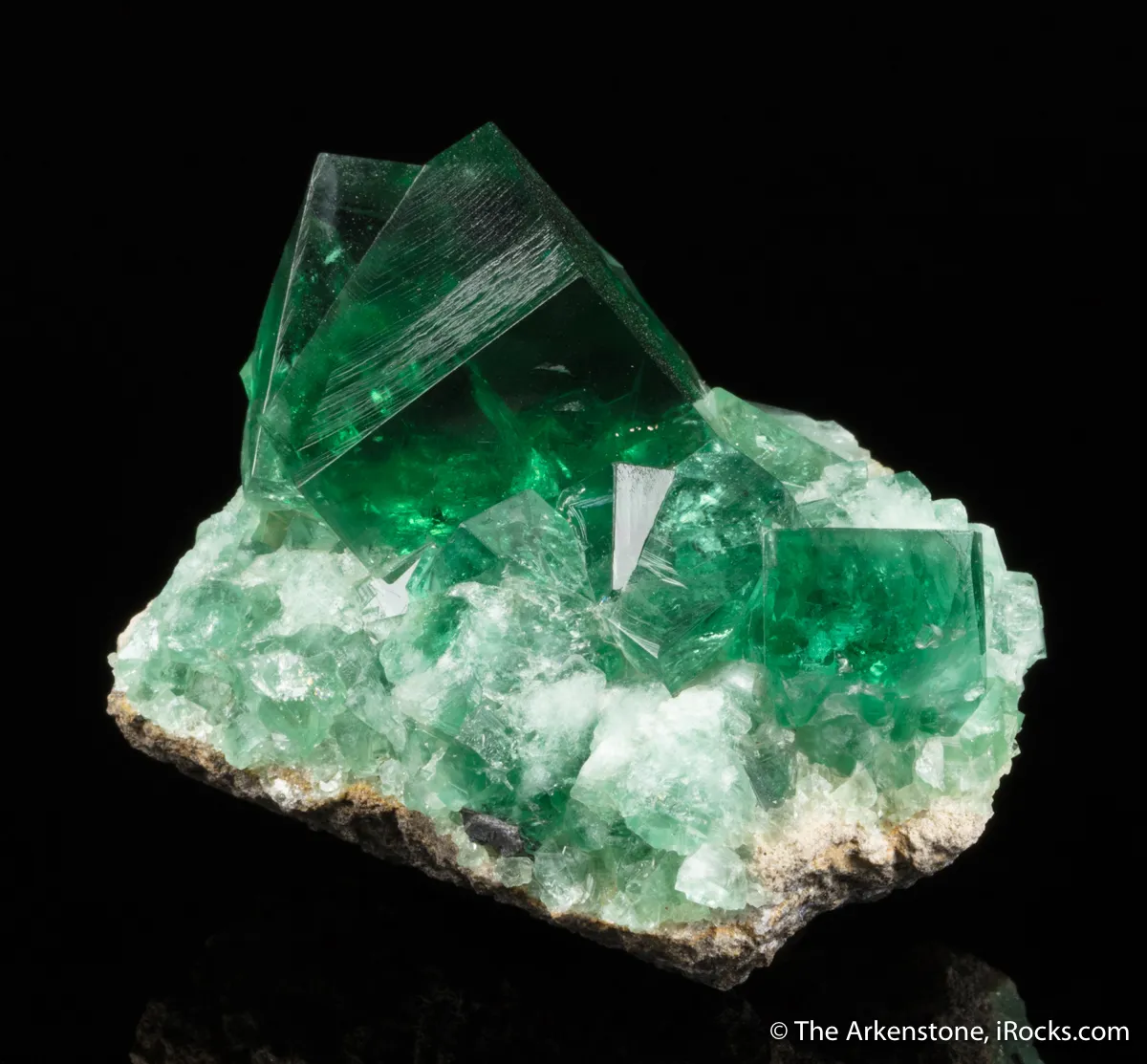 Fluorite (twinned) - image 6