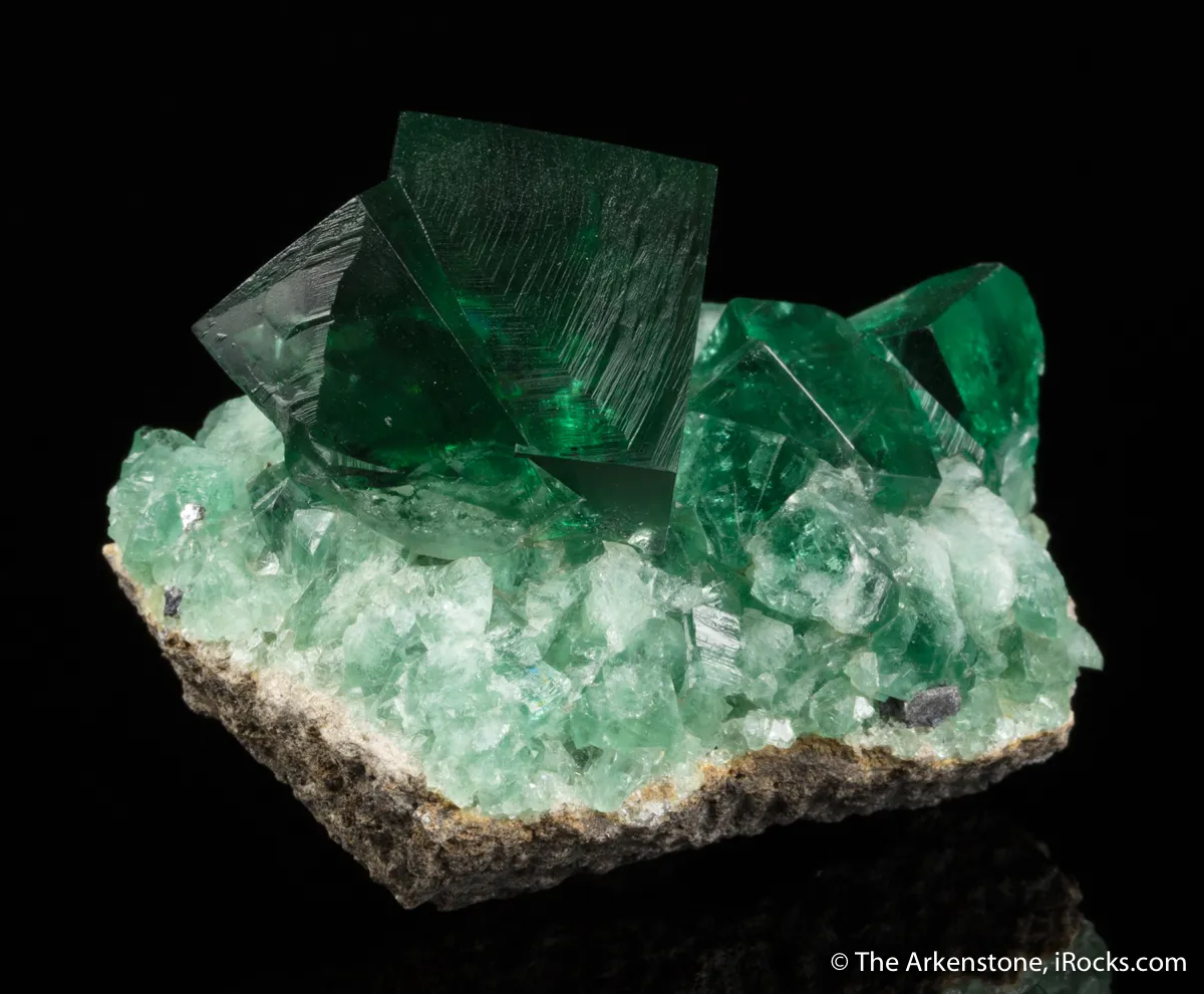 Fluorite (twinned) - image 3