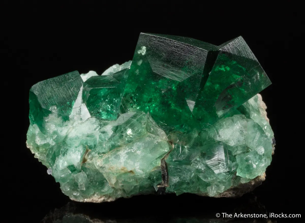 Fluorite (twinned) - image 8