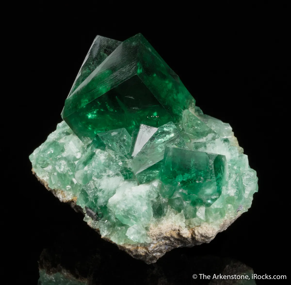 Fluorite (twinned) - image 7
