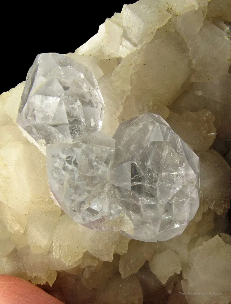 Fluorite (Twinned) on Calcite (Fluorescent) - image 5