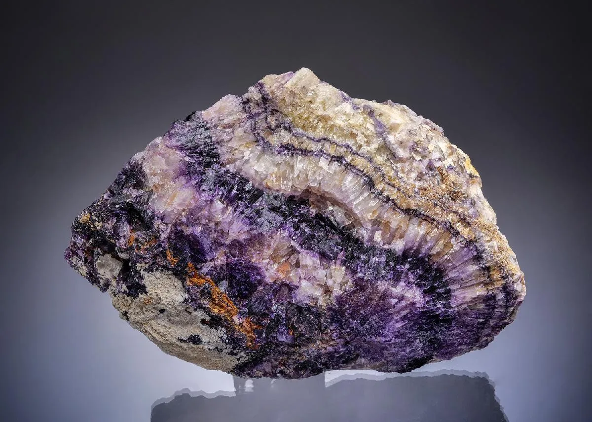 Fluorite var. Blue John - image 1