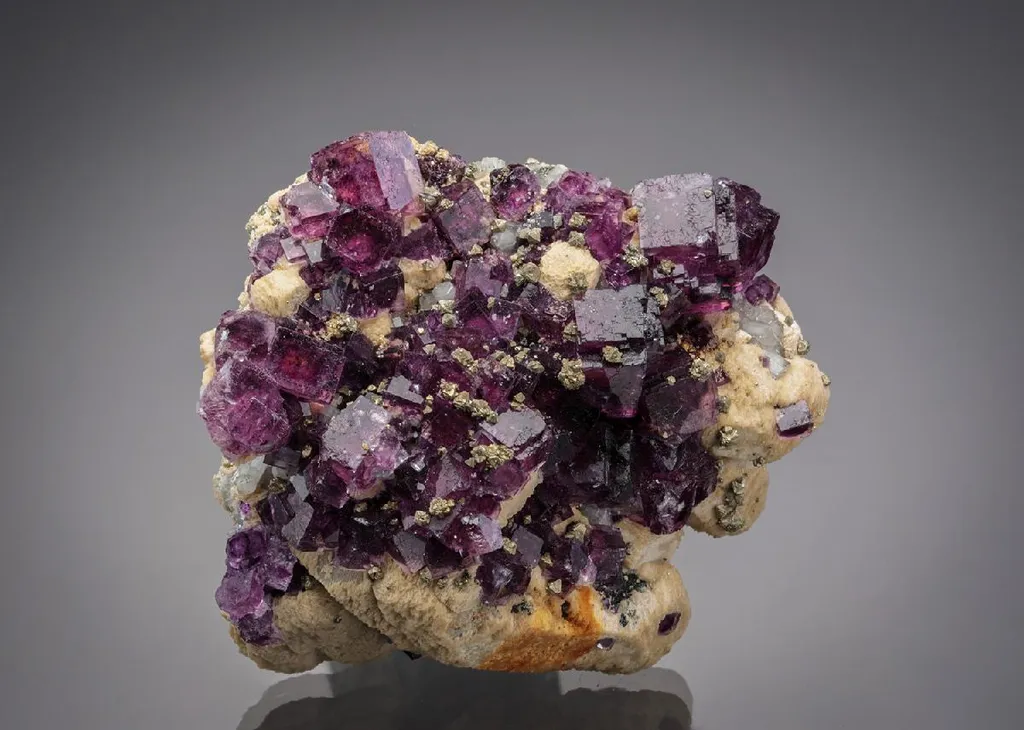 Fluorite with Apatite and Calcite image