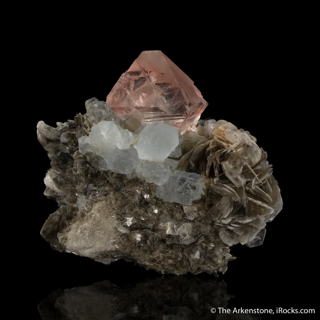 Fluorite with Aquamarine on Mica - image 7