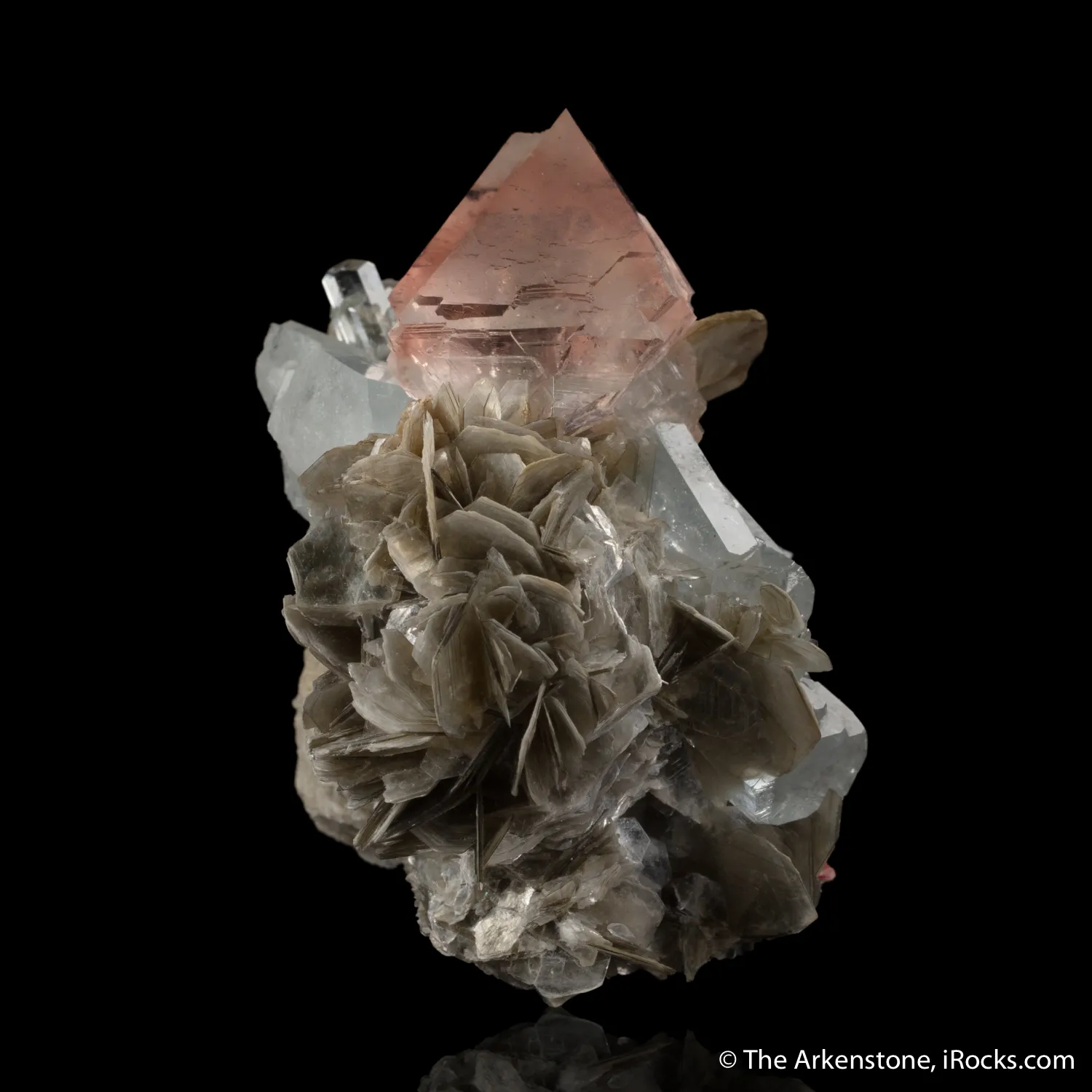 Fluorite with Aquamarine on Mica - image 6