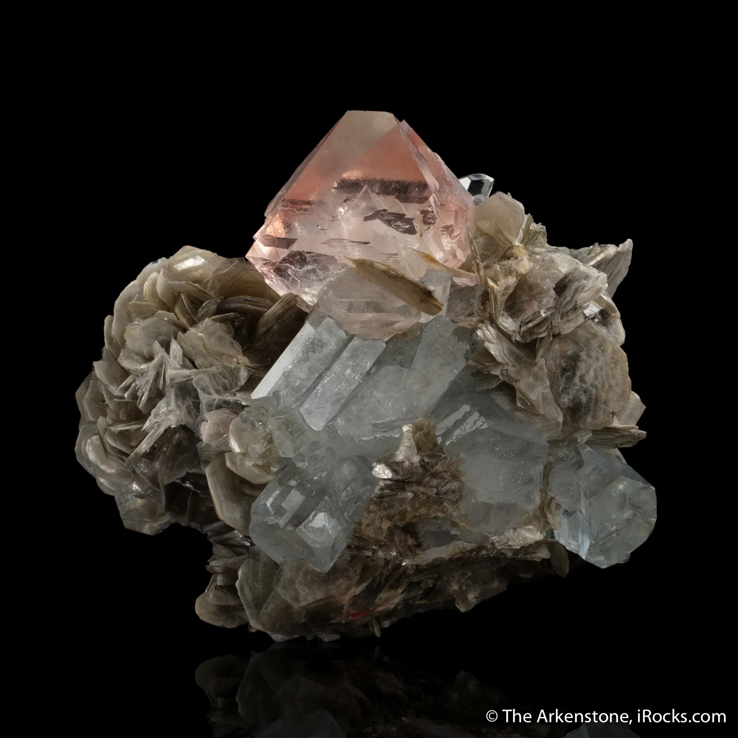 Fluorite with Aquamarine on Mica - image 5