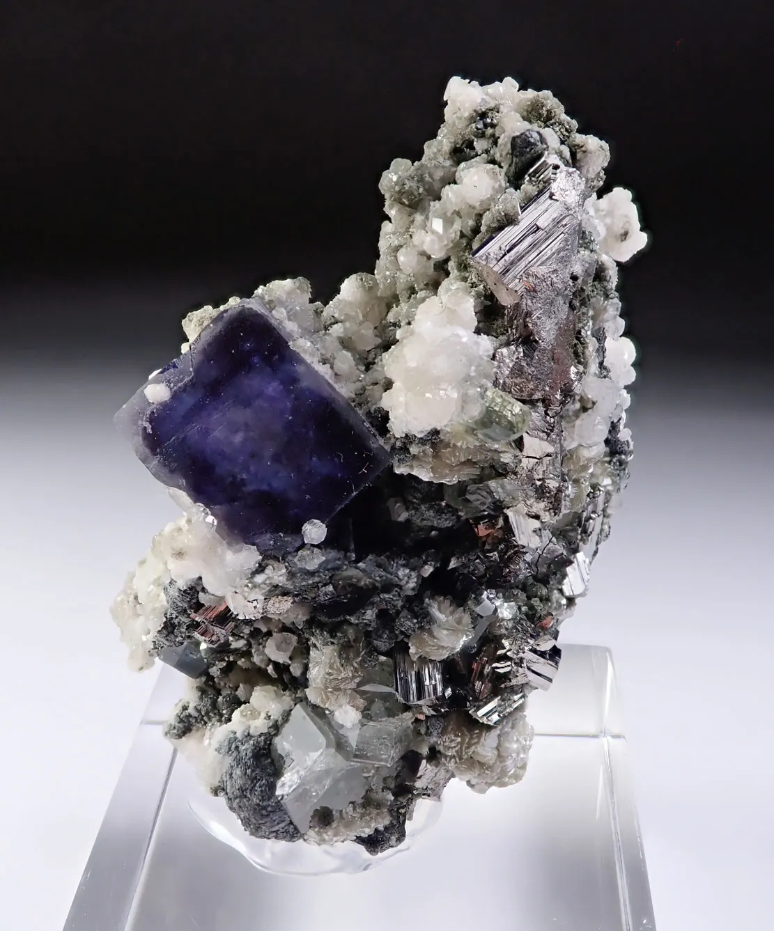 Fluorite with Arsenopyrite and Fluorapatites - image 2