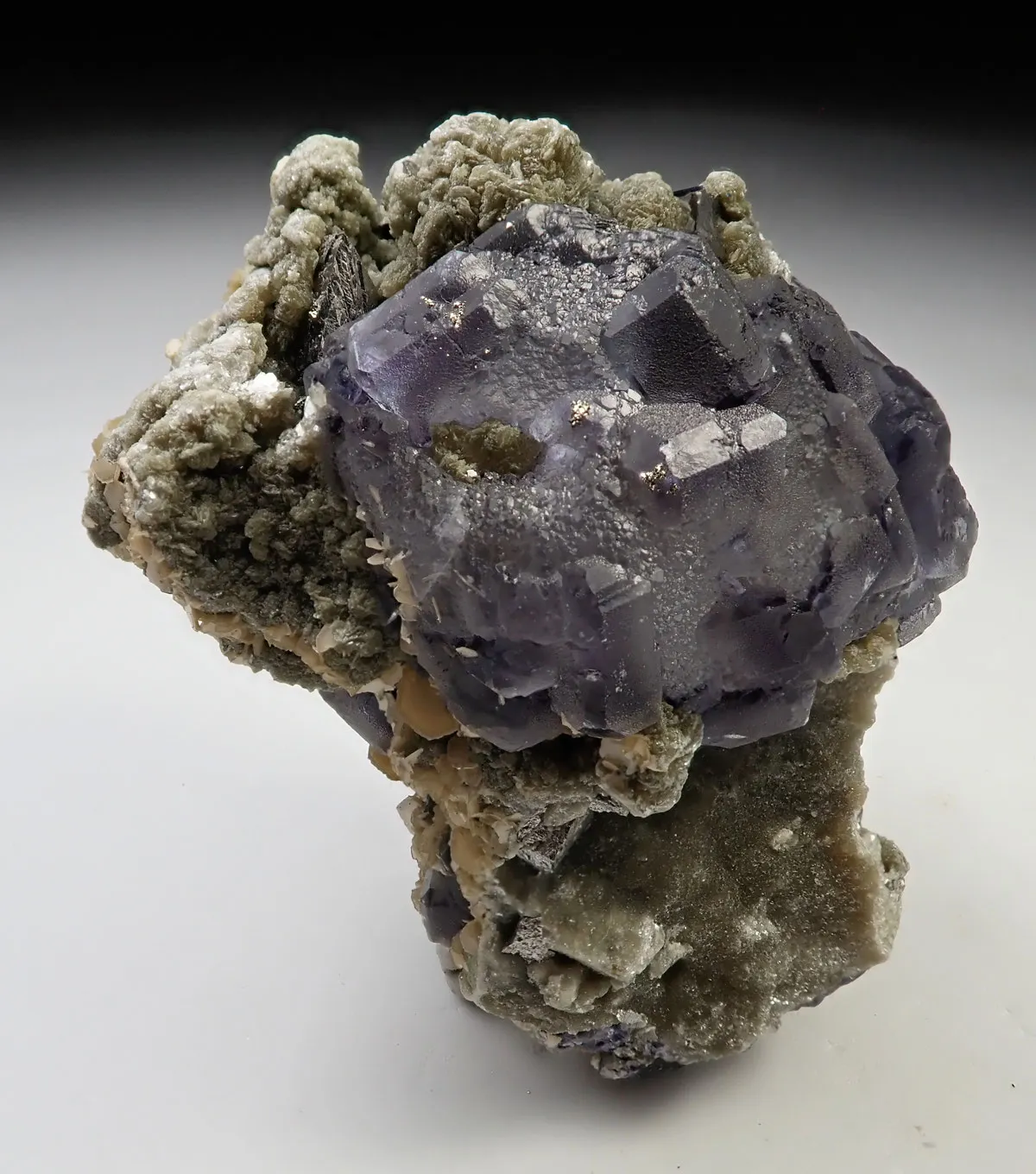 Fluorite with Arsenopyrite and Muscovite - image 2