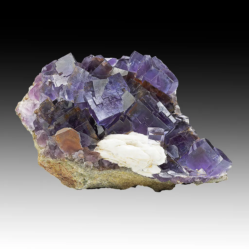 Fluorite with Barite (figured) image