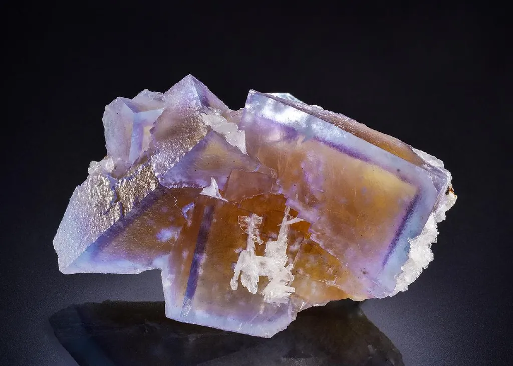 Fluorite with BARYTE image