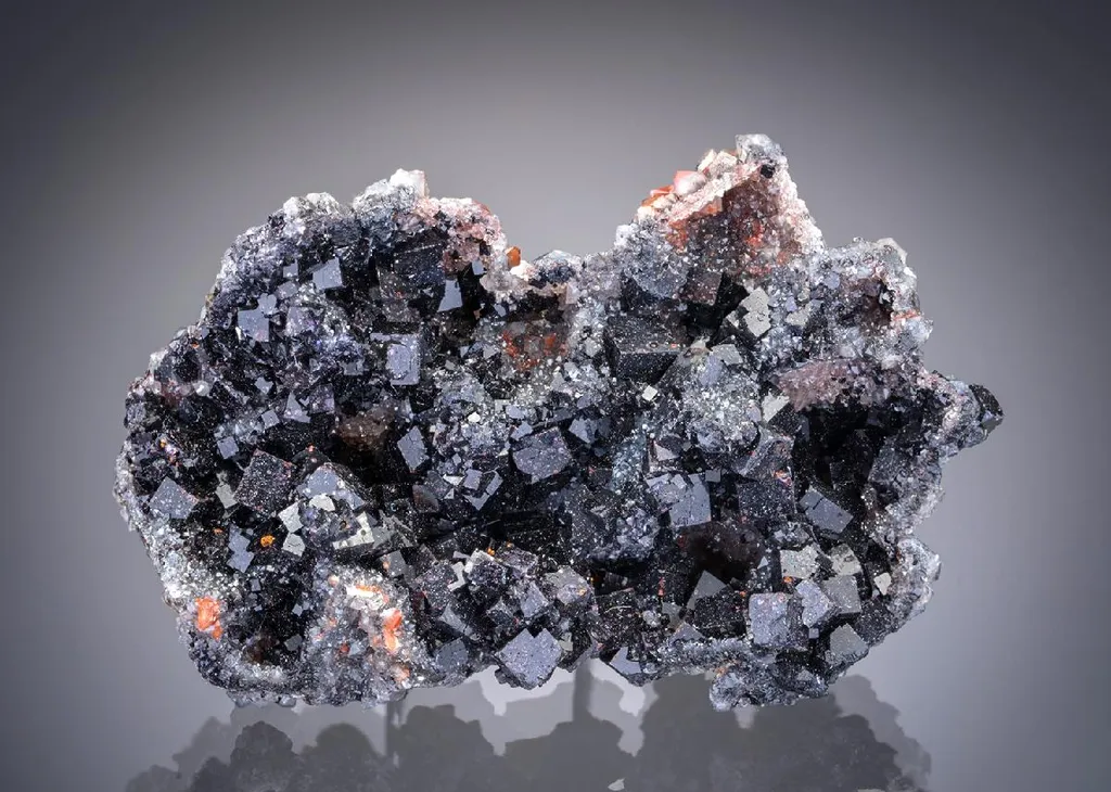 Fluorite with Baryte on Quartz epimorph after Calcite image