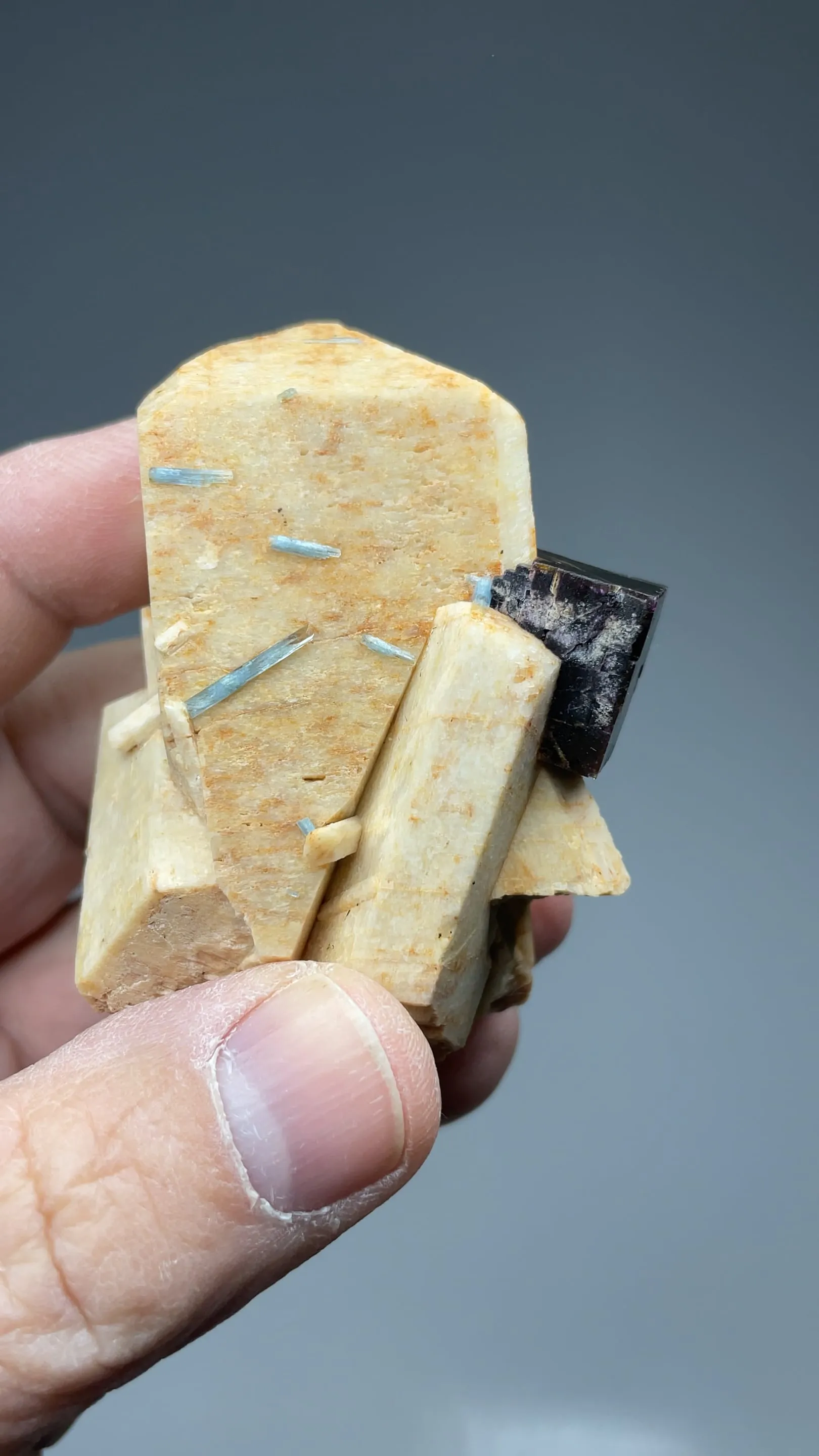 Fluorite with Beryl on Microcline - image 2