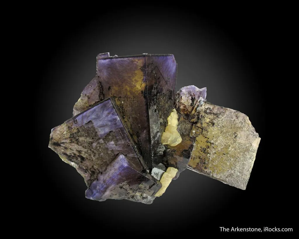 Fluorite with Calcite (fl) - image 4