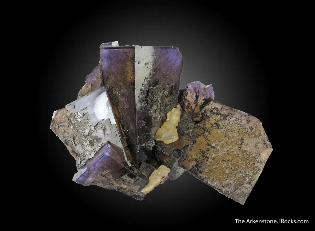 Fluorite with Calcite (fl) - image 3