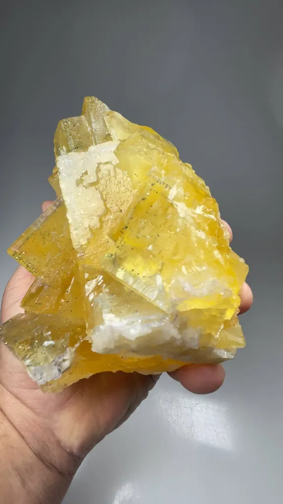 Fluorite with Chalcopyrite - image 2