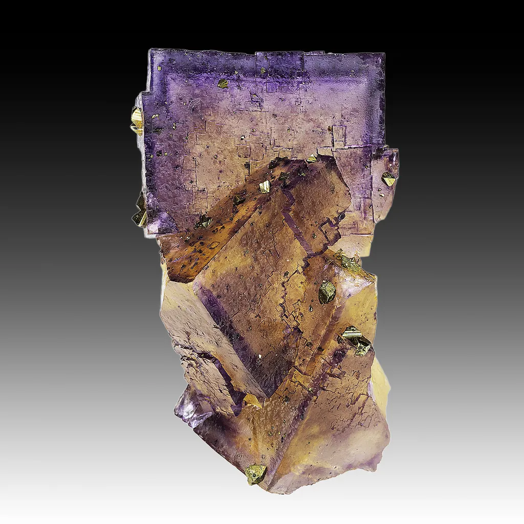 Fluorite with Chalcopyrite image