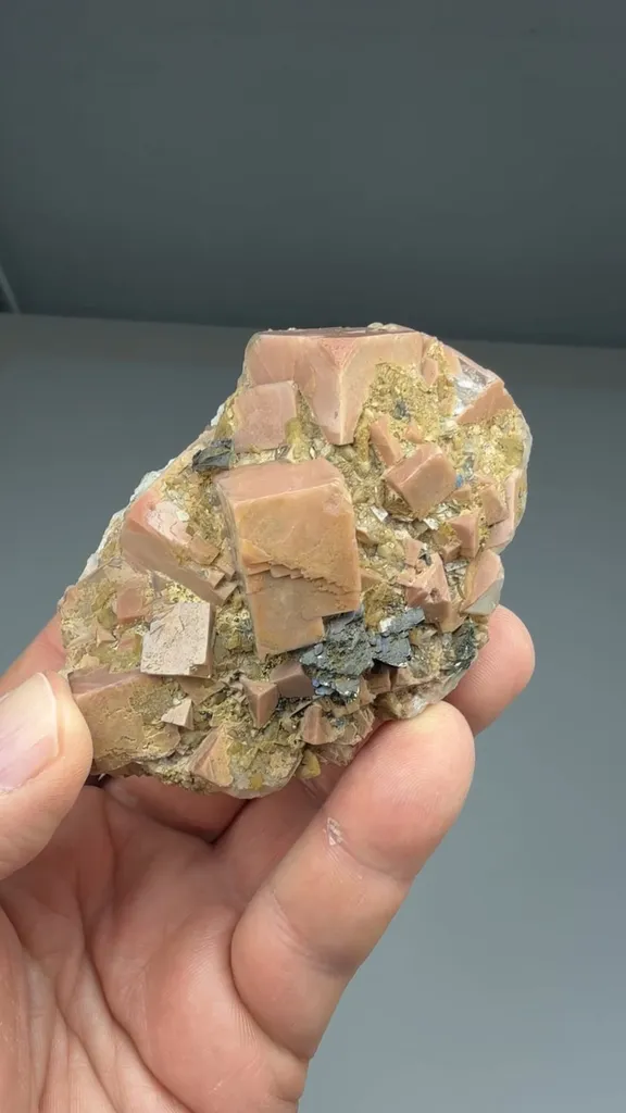 Fluorite with Chalcopyrite - image 2
